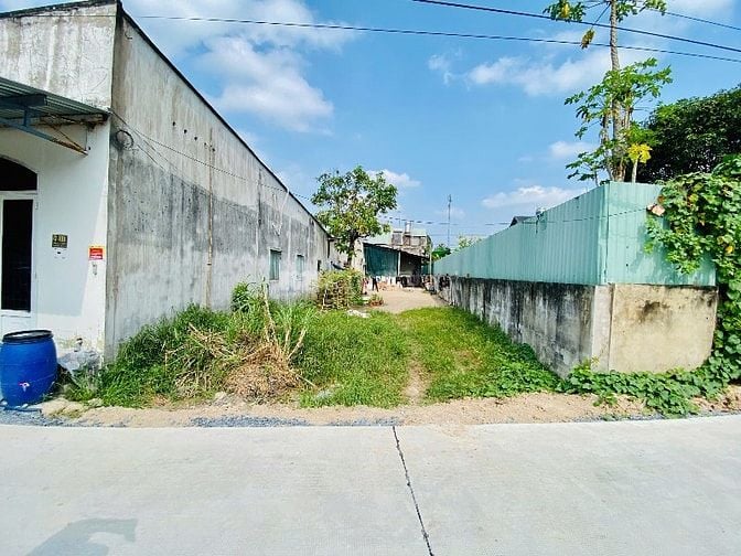 BÁN LIỀN LÔ ĐẤT GIÁ RẺ Ở TÂN AN HỘI-CỦ CHI VỚI GIÁ 450 TRIỆU