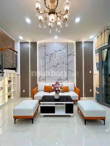 Nhà3-tầng-thống-nhất-gò-vấp-nhà đẹp nội thất đầy đủ vô ở liền