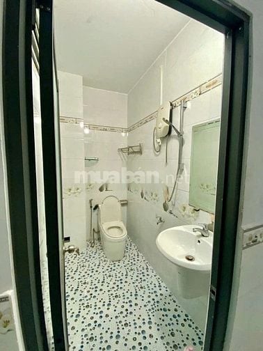 Cho thuê nhà hẻm 4m(XH)Trương Phước Phan,P.B.T.Đông, Q.B.Tân giá 7.5tr