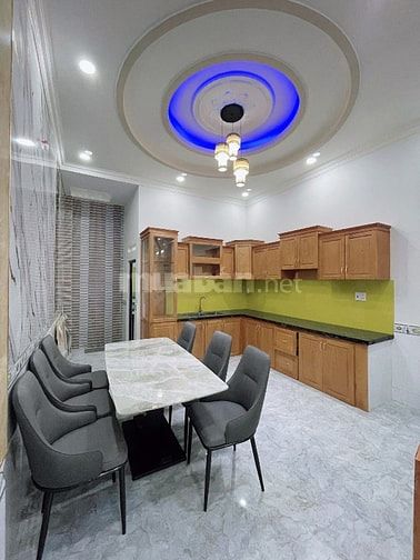 🏡CẦN BÁN NHÀ GIÁ MỀM 2TỶ250 BÊN QUẬN 10 GẦN CÔNG VIÊN VĂN HOÁ LÊ THỊ 