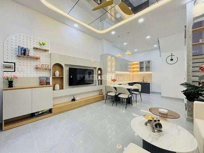 Bán nhà ngộp hẻm xe hơi Lê Văn Duyệt, P3, Bình Thạnh, giá 1tỷ850triệu 