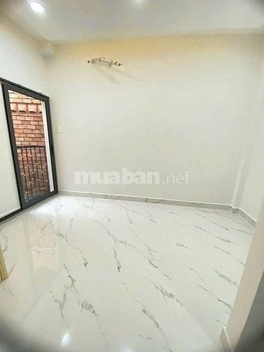 Bán nhà khu dân cư hiện hữu. Làm sổ được 