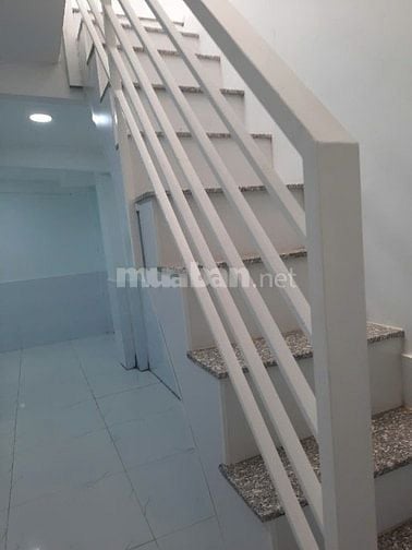 Cho thuê nhà hẻm 3m(XM) Đường 702 Hồng Bàng, P.1, Q.11 giá 8.5tr
