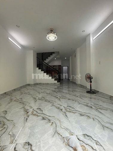 HXH VIPÂu Dương Lân P3Q8. Giá cực tốt.DTSD180m2