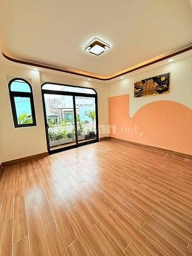 Chính chủ bán nhà 3 tấm 4PN gần Aeon Tân Phú. 