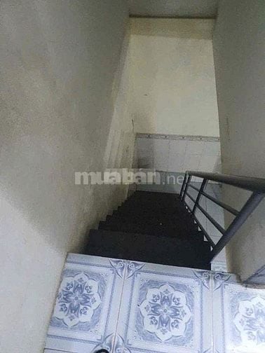 Cho thuê nhà hẻm 4m(3 gác) Tôn Thất Hiệp, P.12, Q.11 giá 7tr