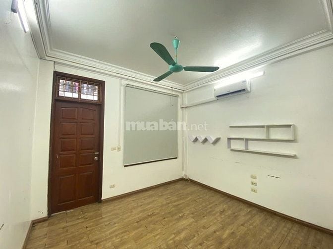 Cho thuê nhà phân lô KĐT Định Công,Hoàng Mai,ôtô dừng đỗ, VP .Giá 16tr