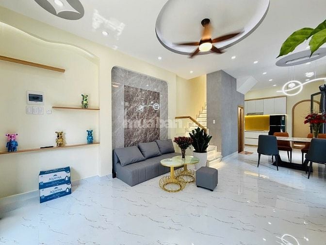 Bán Nhà 2 tầng Hẻm Xe Hơi, Nguyên Hồng, Phường 1, Gò Vấp, dt 4x13