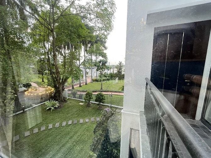 Bán Biệt Thự Villas Riviera - Giang Văn Minh - DT 591m2 - Giá 250 tỷ