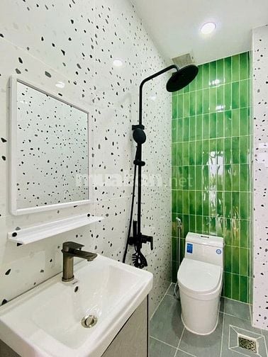 Nhà đang KD ngay Nguyễn Thượng Hiền,P5,Bình Thạnh,4mx16m, SHR,1T1L 