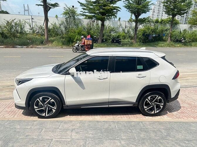 Toyota Yaris Cross CVT 2024, Đi 2.200km, Cực Đệp