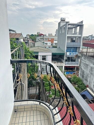 BÁN NHÀ MỚI PHỐ NGỌC THỤY HỒNG TIẾN - NỘI THẤT ĐẸP - CHỈ 8.7 TỶ