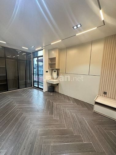 BÁN NHÀ MỚI PHỐ NGỌC THỤY HỒNG TIẾN - NỘI THẤT ĐẸP - CHỈ 8.7 TỶ