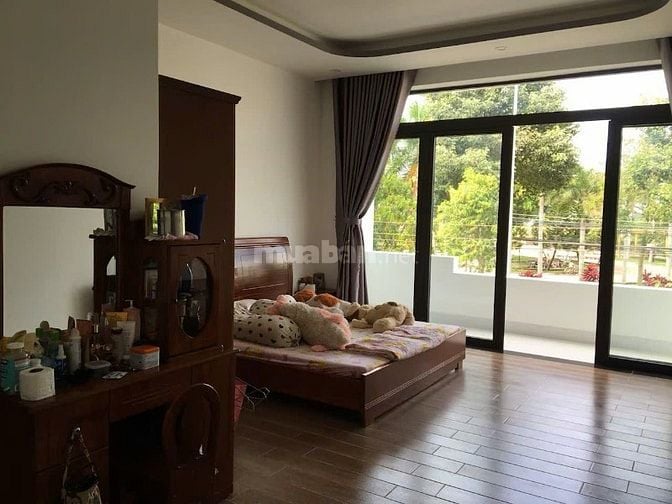 Bán nhà riêng 1 trệt 1 lầu – ngay trung tâm TP Bà Rịa – sổ riêng
