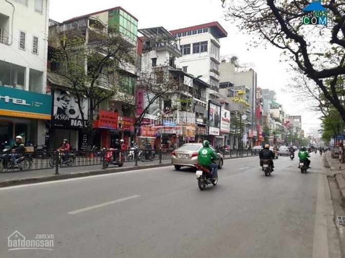 Nhà Mới Trung tâm Đống Đa - 7 tầng - Thang Máy - Tặng Nội Thất - Chỉ v