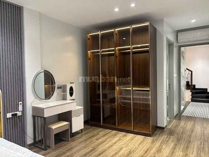 Nhà Mới Trung tâm Đống Đa - 7 tầng - Thang Máy - Tặng Nội Thất - Chỉ v