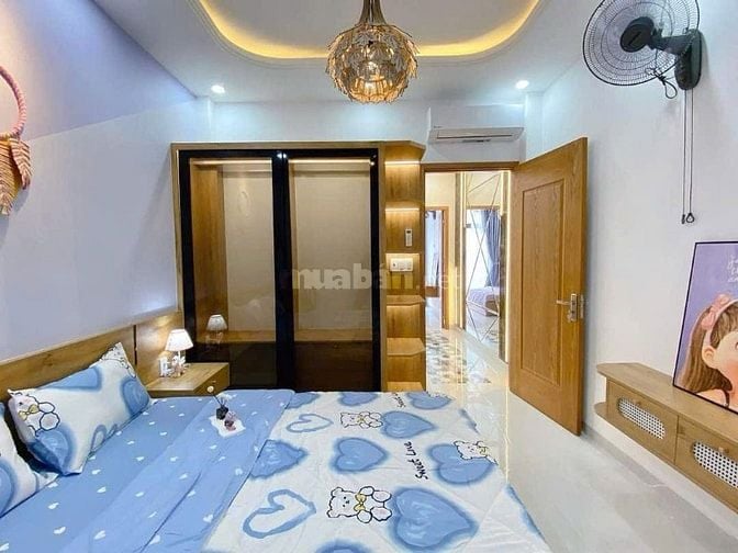 chủ kẹt tiền bán gấp căn nhà Nguyễn Kiệm, P.4, Phú Nhuận. Giá: 2,79tỷ