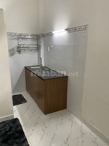 Bán Toà nhà CHDV Phan Huy Ích p12 DT:4,6x23 6 lầu 19p, khoán 60tr/th