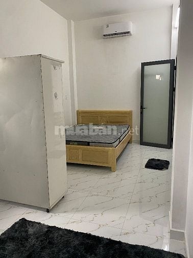 Bán Toà nhà CHDV Phan Huy Ích p12 DT:4,6x23 6 lầu 19p, khoán 60tr/th