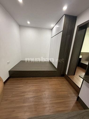 Căn hộ chung cư tập thể Minh Khai. Hai Bà Trưng. Hà Nội. Lô góc. Ô tô 