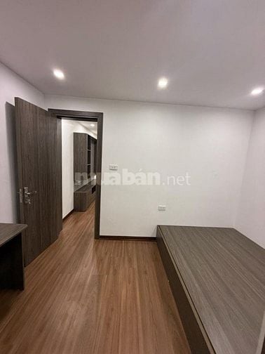 Căn hộ chung cư tập thể Minh Khai. Hai Bà Trưng. Hà Nội. Lô góc. Ô tô 