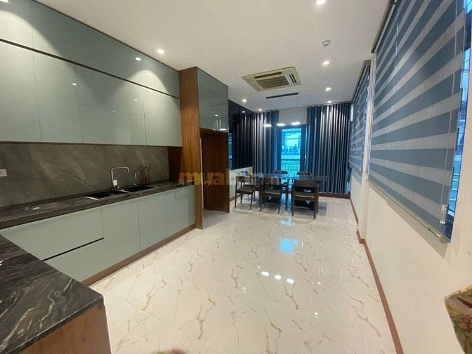 Siêu phẩm phân lô Cầu giấy ,2 thoáng, 51m2, MT 4M, giá nhỉnh 12 tỷ