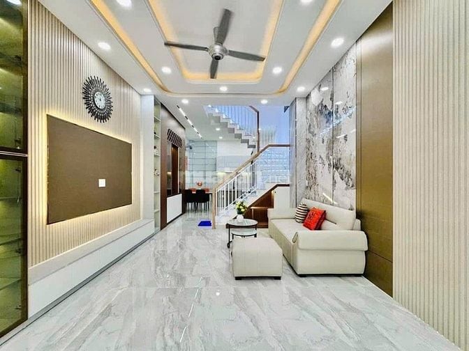 NHÀ ĐẸP Đ. CỬU LONG, P2, TÂN BÌNH - GẦN SÂN BAY - GIÁ TỐT ĐẦU TƯ