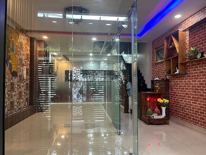 Bán kính cường lực dày 10 ly mới 100%