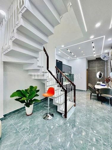 Siêu Hot! Nhà 60m² Lâm Văn Bền,Q7 – 2Lầu, Giá Chỉ 2Tỷ300 SỔ HỒNG RIÊNG