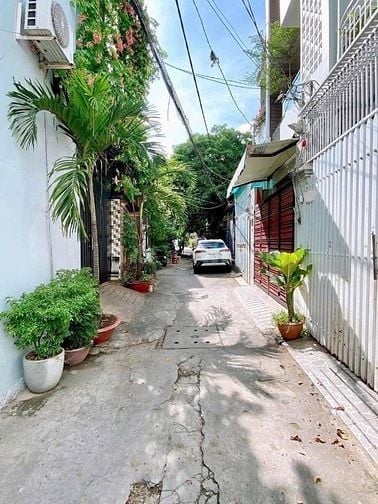 Nhà 4tầng Trương Quốc Dung,47m²,hẻm xe hơi cho thuê 17tr.SHR ALo E nha