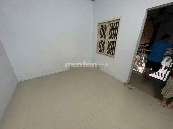 Cho thuê nhà hẻm 4m(XH)Tân Kỳ Tân Quý, P.T.S.Nhì, Q.Tân Phú giá 8tr