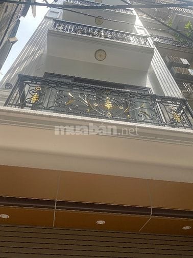 Bán nhà 72mx5 tầng phố Lĩnh Nam nhà mới xây ô tô vào nhà 18 tỷ