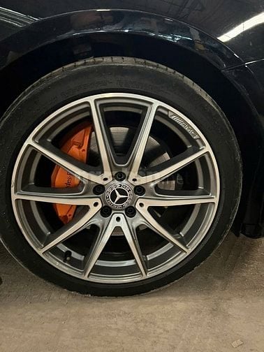 Mercedes Benz E300 AMG 2.0 màu đen sx 2021 đăng kiểm 2027.