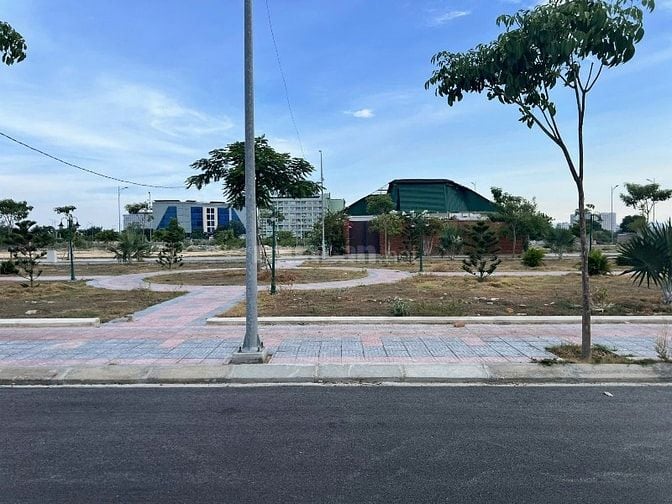 Đất biển siêu VIP khu K2 81m2 view công viên
