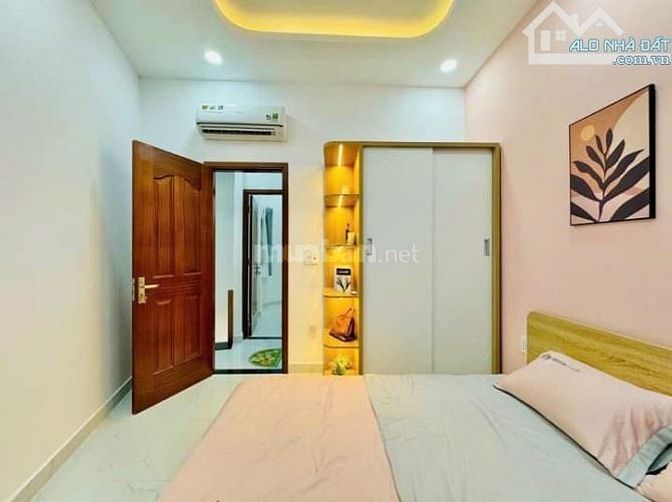 TC dưới 2Tỷ chốt ngay căn nhà gần chợ GV-1/Nguyễn Du. 49.5m2-2tầng-3pn