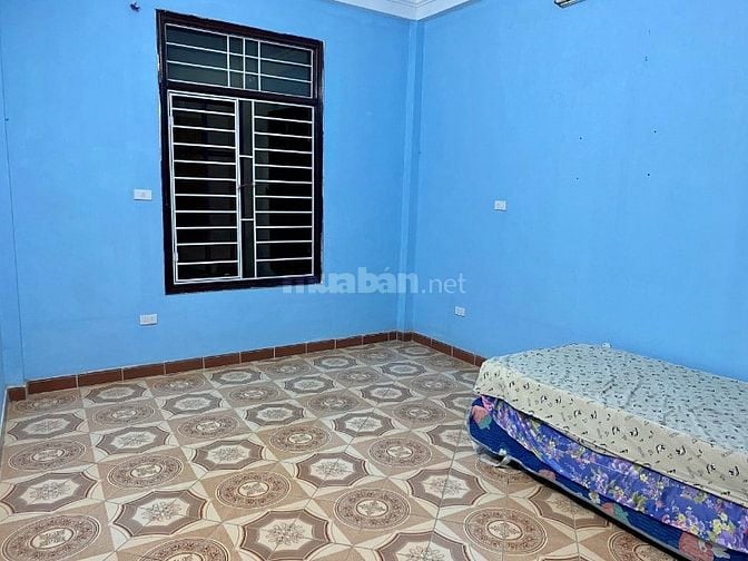 Chính chủ - Cho thuê nhà nguyên căn 4 tầng tại số 8F ngõ 81 phố Láng H