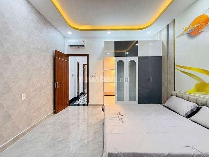 Bán nhà Đẹp đường Nguyên Hồng,P1,Gò Vấp, ngang4mx18m,đang cho thuê,SHR