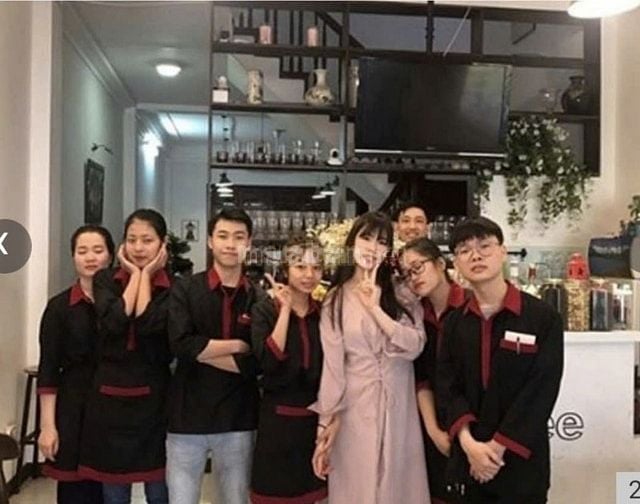 Tuyển GẤP thu ngân và chạy bàn tại quán cafe