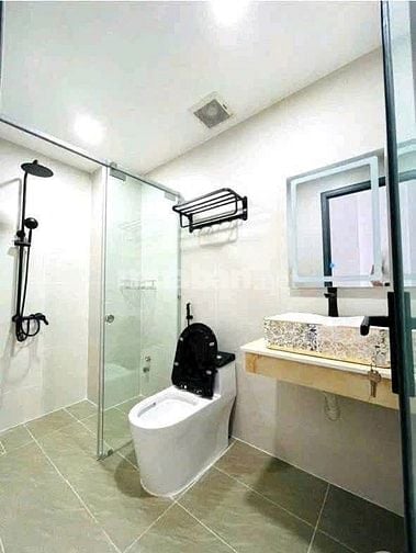 CẦN TIỀN CHẠY THẬN BÁN NHÀ 1T1L /50M2/1TY980, Đ.ĐOÀN VĂN BƠ , HXH-SHR 