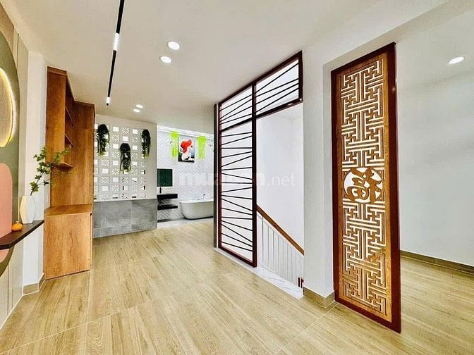 💎Cực Hiếm! Nhà 3 Tầng + ST Hồ Văn Huê – Hẻm Xe Hơi – 4 tỷ 580
