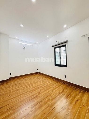 Chính chủ bán gấp nhà Hoàng Dư Khương, p12,Q10. Chỉ 3,24tỷ. Hẻm xe hơi