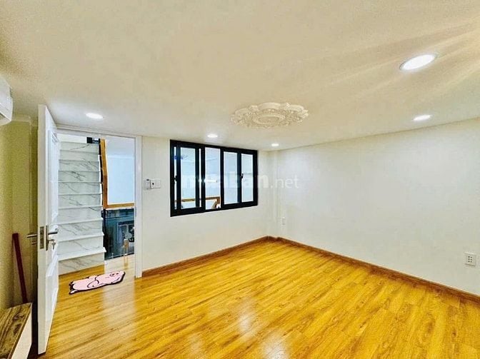 NHÀ XINH - GIÁ CỰC TỐT - SHR - NGAY TRUNG TÂM PHÚ NHUẬN - HẺM XE HƠI