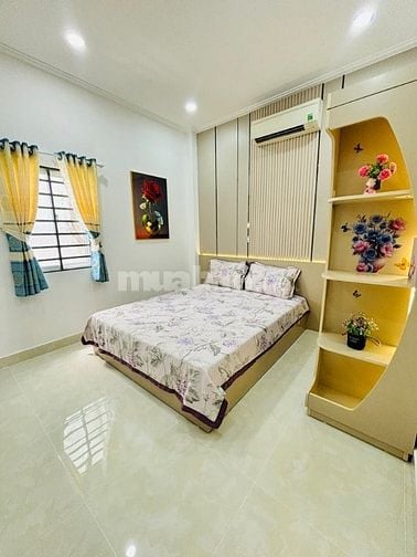 NHÀ ĐẸP-NGAY KHU VỰC SẦM UẤT-SỔ SÁCH CHUẨN CHỈNH-GIÁ TỐT NHẤT KHU VỰC