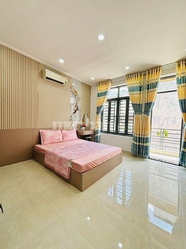 NHÀ ĐẸP-NGAY KHU VỰC SẦM UẤT-SỔ SÁCH CHUẨN CHỈNH-GIÁ TỐT NHẤT KHU VỰC