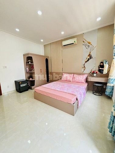 NHÀ ĐẸP-NGAY KHU VỰC SẦM UẤT-SỔ SÁCH CHUẨN CHỈNH-GIÁ TỐT NHẤT KHU VỰC