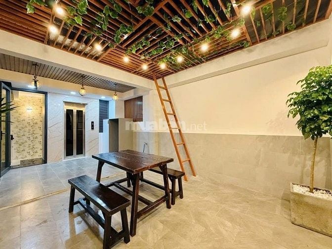 Bán gấp nhà ở đường Cao Thắng, phường 3, quận 3, giá 3 tỷ