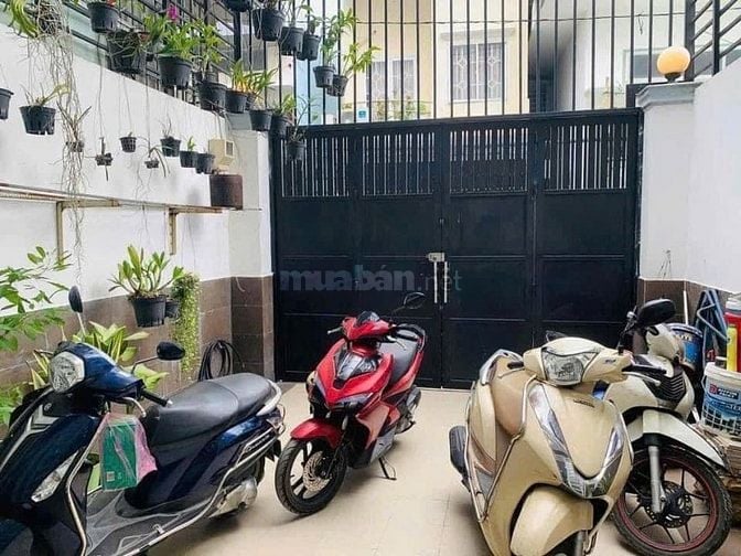 Chú Vũ nhượng lại nhà giá tốt sạch đẹp