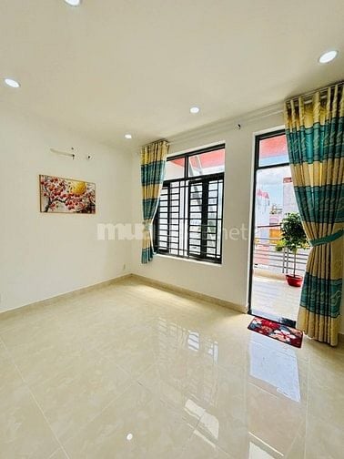 NHÀ ĐẸP-NGAY KHU VỰC SẦM UẤT-SỔ SÁCH CHUẨN CHỈNH-GIÁ TỐT NHẤT KHU VỰC