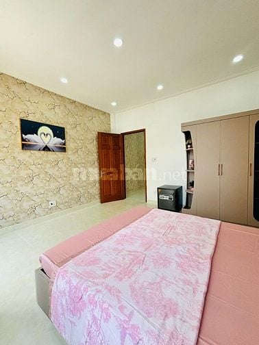 NHÀ ĐẸP-NGAY KHU VỰC SẦM UẤT-SỔ SÁCH CHUẨN CHỈNH-GIÁ TỐT NHẤT KHU VỰC