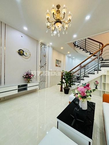NHÀ ĐẸP-NGAY KHU VỰC SẦM UẤT-SỔ SÁCH CHUẨN CHỈNH-GIÁ TỐT NHẤT KHU VỰC